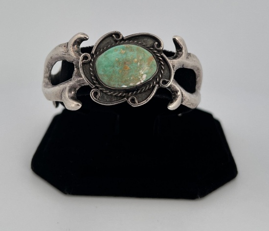 Navajo Sterling Silver Turquoise Bracelet