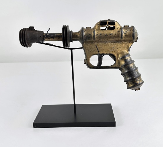 Daisy Buck Roger's Atomic Pistol Toy Ray Gun