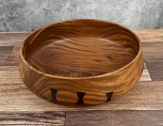 Michael Lee Hawaii Carved Kamani Wood Bowl