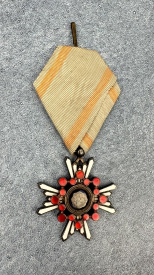 WW2 Japanese Order of the Sacred Treasure Medal