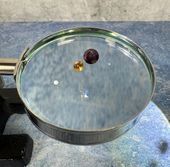2.6ct of Garnet Gemstones