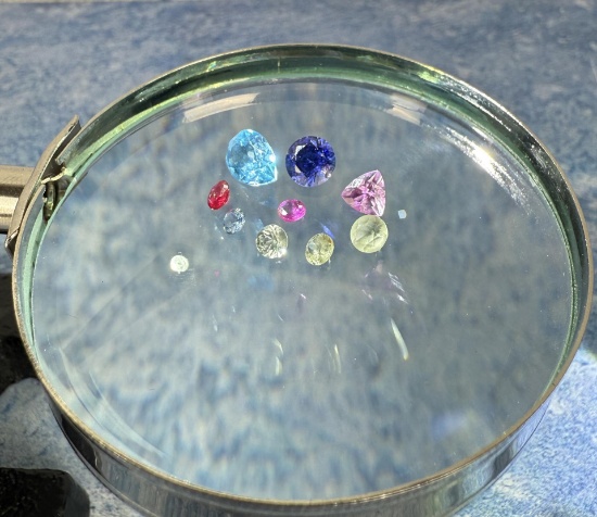 4.2ct of Assorted Topaz Gemstones