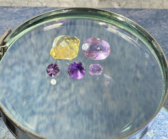9.6ct of Citrine and Amethyst Gemstones