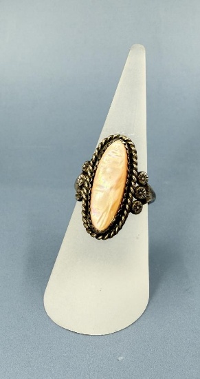 Navajo Sterling Mother of Pearl Ring