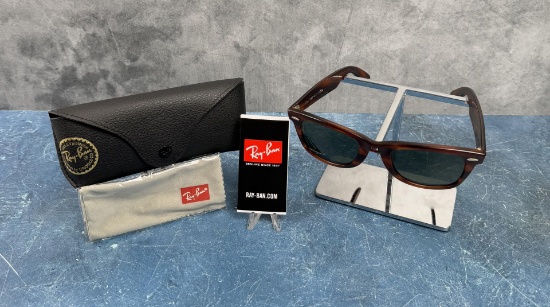 Ray Ban Wayfarer 5022 Tortoise Shell Sunglasses