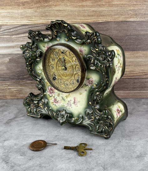 Gilbert 411 Porcelain Case Parlor Clock