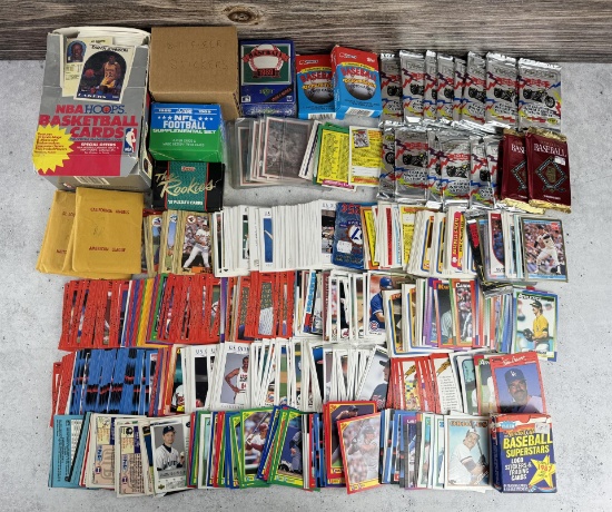 Large Collection of Baseball and Basketball Cards