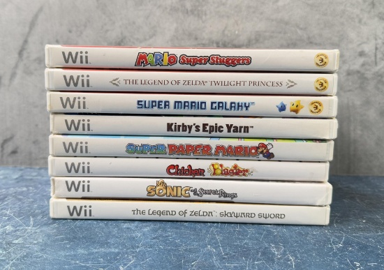 Nintendo Wii Video Game Bundle