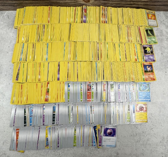 Collection of 2900 Bulk Pokemon Cards