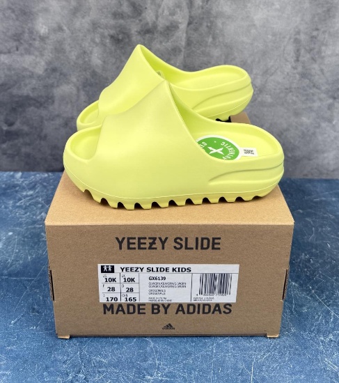 Yeezy Slide Glow Green GX6139 Size 10k New in Box