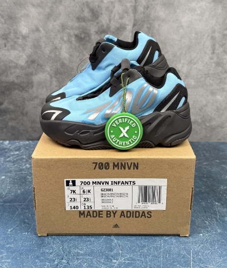 Yeezy 700 MNVN Infants GZ3081 Size 7K New in Box