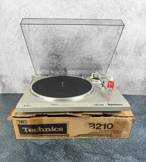 Technics SL-B210 Turntable
