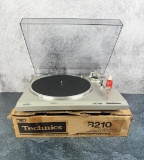 Technics SL-B210 Turntable