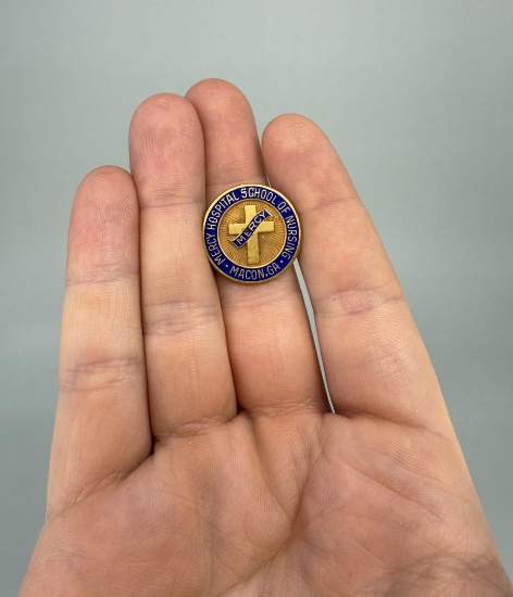 Mercy Hospital School of Nursing Medal