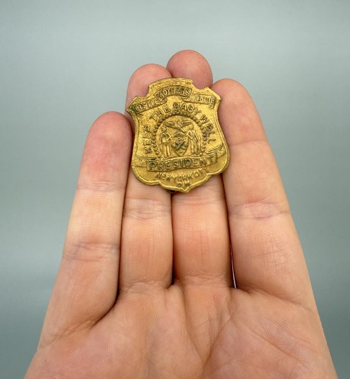 Little Mother's League President Badge