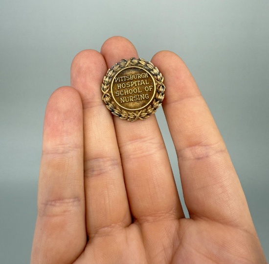 Pittsburgh Hospital School of Nursing Medal
