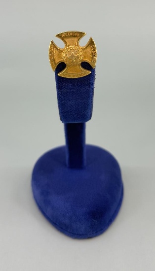 10k Gold Los Angeles County Medical Center Pin