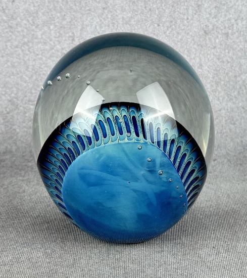 Robert Eickholt Reptile Art Glass Paperweight