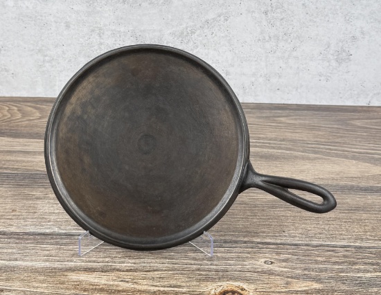 Erie #8 Cast Iron Scoop Handle Griswold Griddle