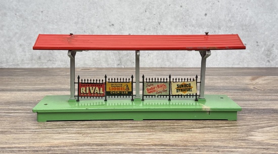 Lionel 156 Station Platform with Billboards