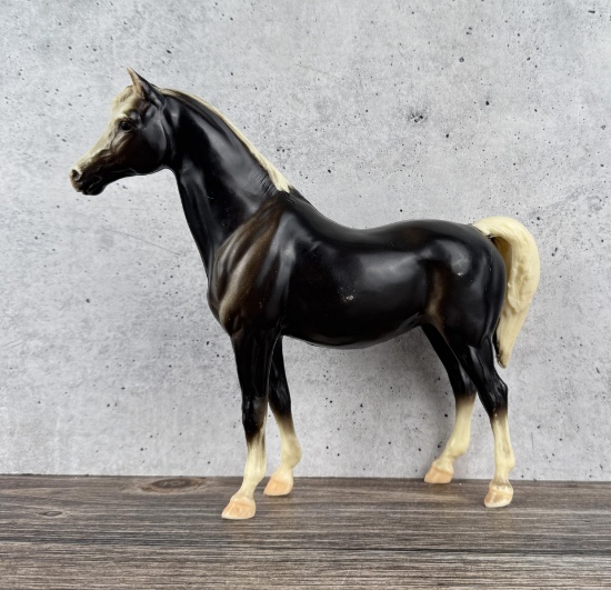 Breyer #202 Family Arabian Mare Dickory