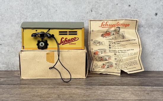 Schuco 1500 Telephone Garage