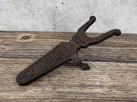 Eastlake Cast Iron Beetle Boot Jack