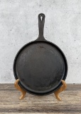 Lodge No 9 Cast Iron Skillet Griddle
