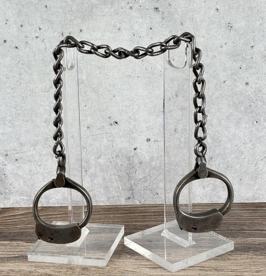 Iver Johnson Bean Patrolman Handcuffs