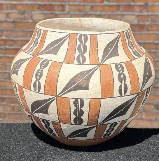 Acoma Sky City Pueblo Polychrome Olla Water Pot