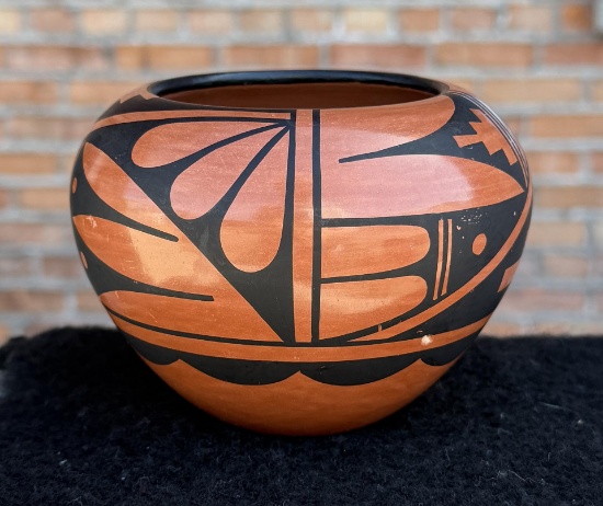 Geraldine Sandia Jemez Pueblo Pot
