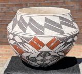 Acoma Pueblo Polychrome Olla Water Pot