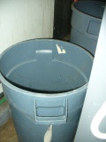 TRASH CAN