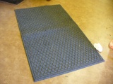 ENTRY RUG 35 IN X 60 IN