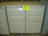 Metal 3 drawer file cabinet (1'2