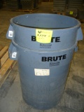 Commercial Gray Brute Trash Cans 32 gallon