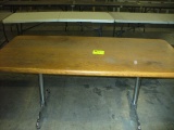 Wood table (6'x3'x2'5