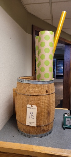 WOOD BARREL WITH WRAPPING PAPER