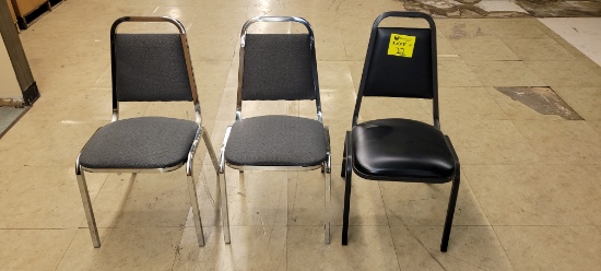 CHAIRS STACK PADDED