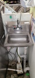 HAND SINK STAINLESS 17