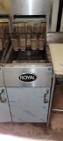 FRYER 2 BASKET GAS NEEDS REPAIR