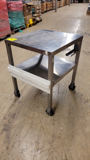 STAINLESS TABLE 26 X 24 FOR SLICERS WITH GUIDE RAIL ATTACHMENT WHEELS FLAT
