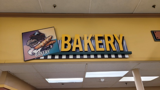WALL SIGN BAKERY 8'