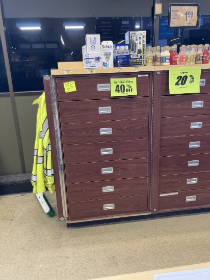 Wood grain locking cabinet 7 drawers 33” wide x 60”