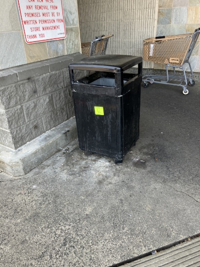 Outdoor metal trashcan