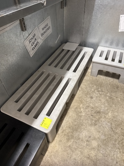 Molded dunnage rack 60" x 22" x 12"