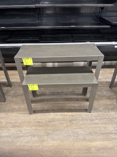 Metal display nesting tables - lot of 2