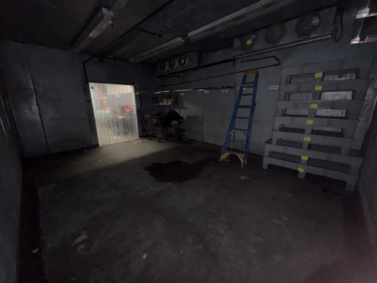 Walk in cooler - 15.25’ x 21’ x 9.5’ H