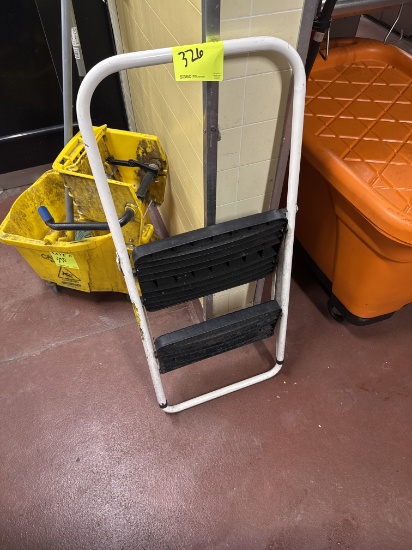 2 step ladder