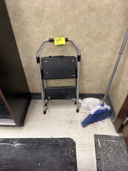 2 step ladder